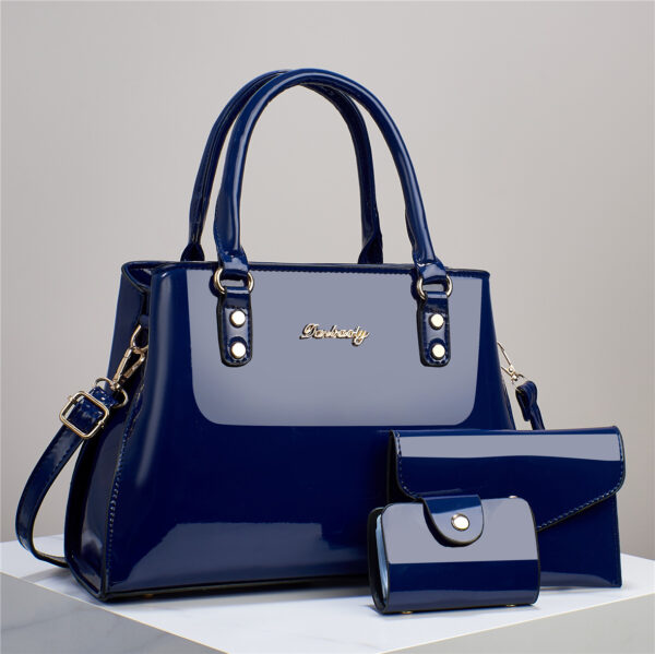 Portable Women's Fashion Shoulder Messenger Bag - Image 4